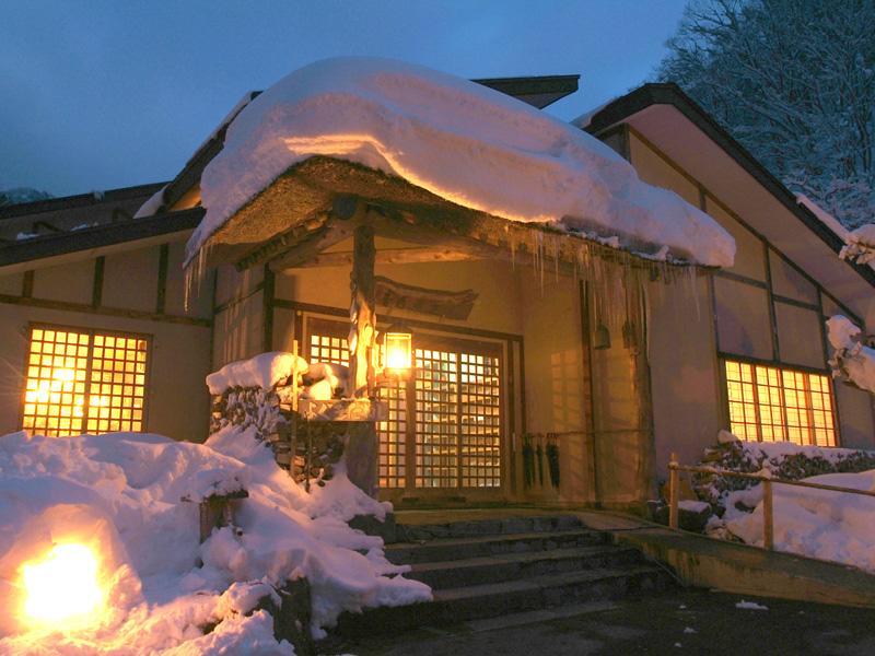 Lamp No Yado Aoni Onsen Hotel Hirakawa Екстериор снимка